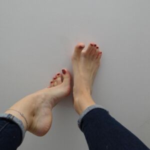 Bondyfeetgirl's media