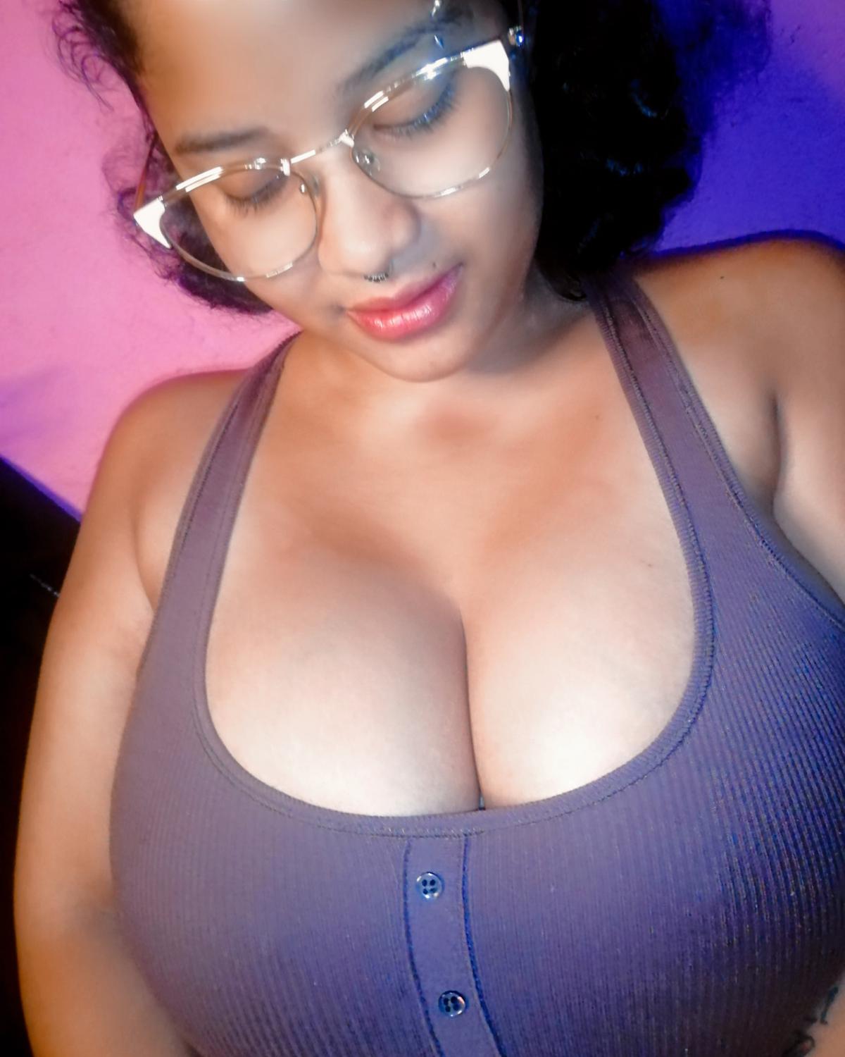 Boobilicious's media