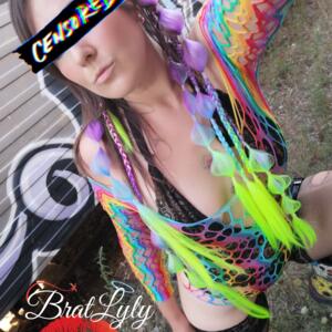 Bratlyly's media