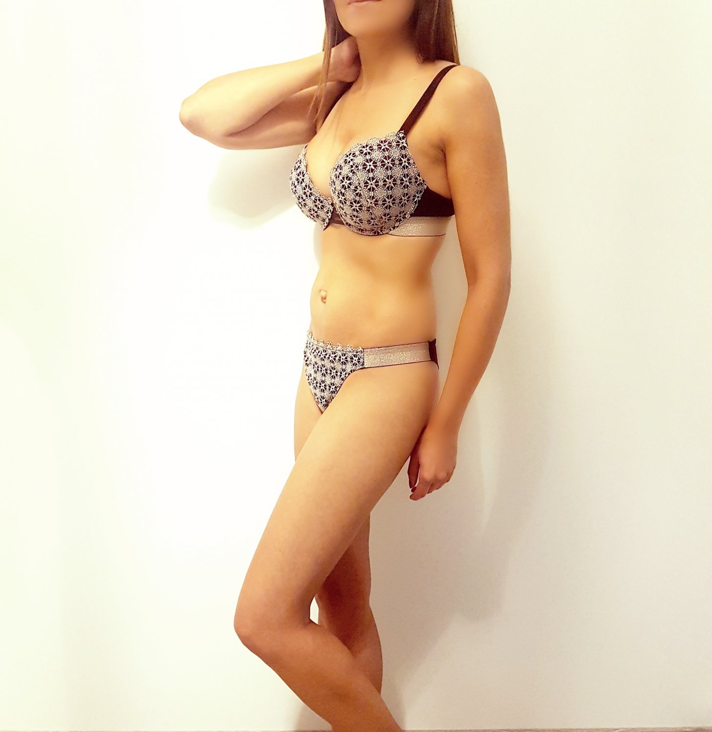 Bruneetsexy's media