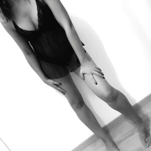 Bruneetsexy's media