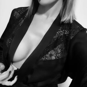 Bruneetsexy's media