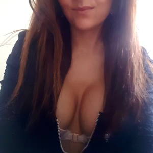 Bruneetsexy's media