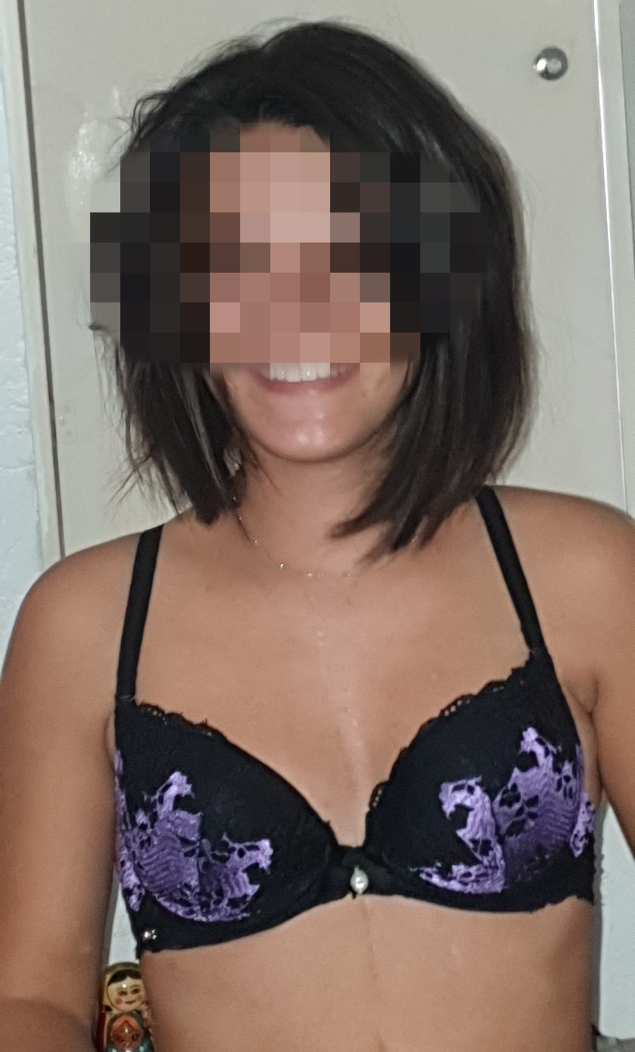 Brunette_soumise's media