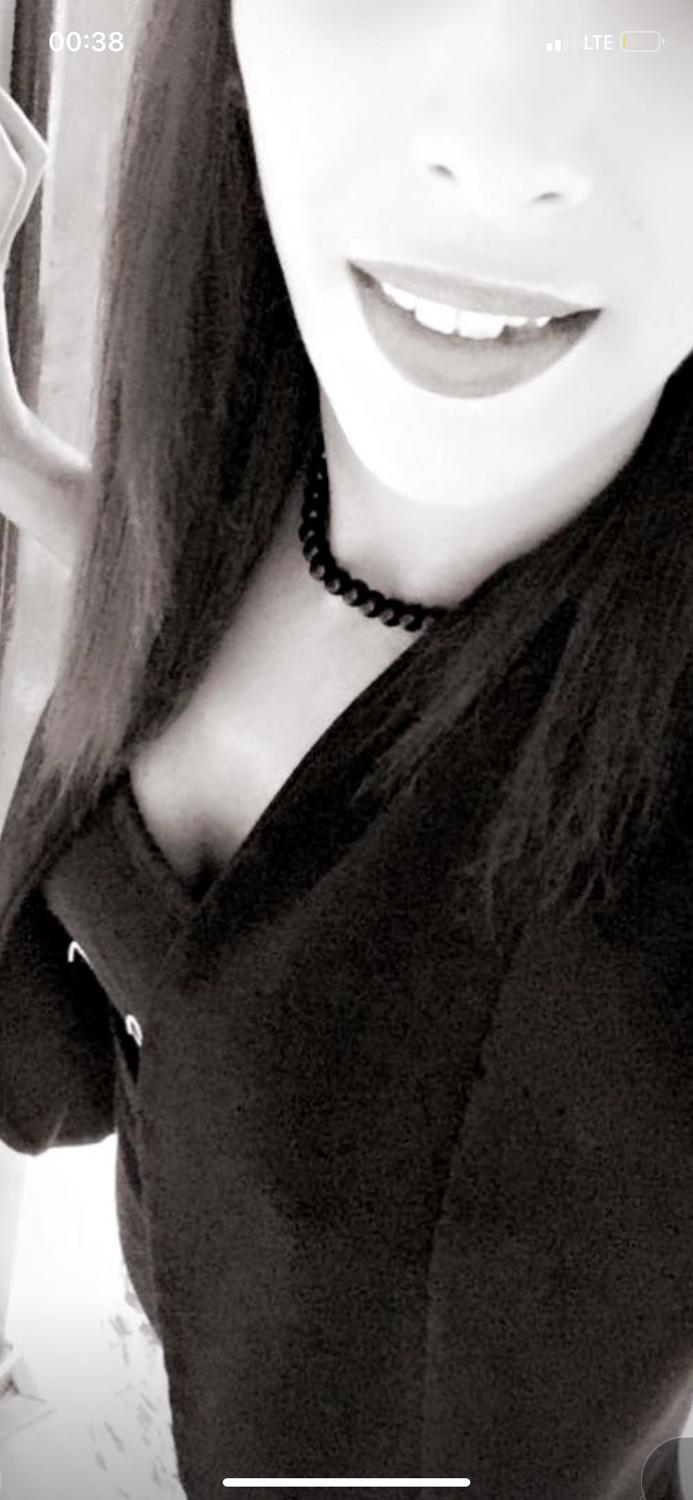 Brunette30's media