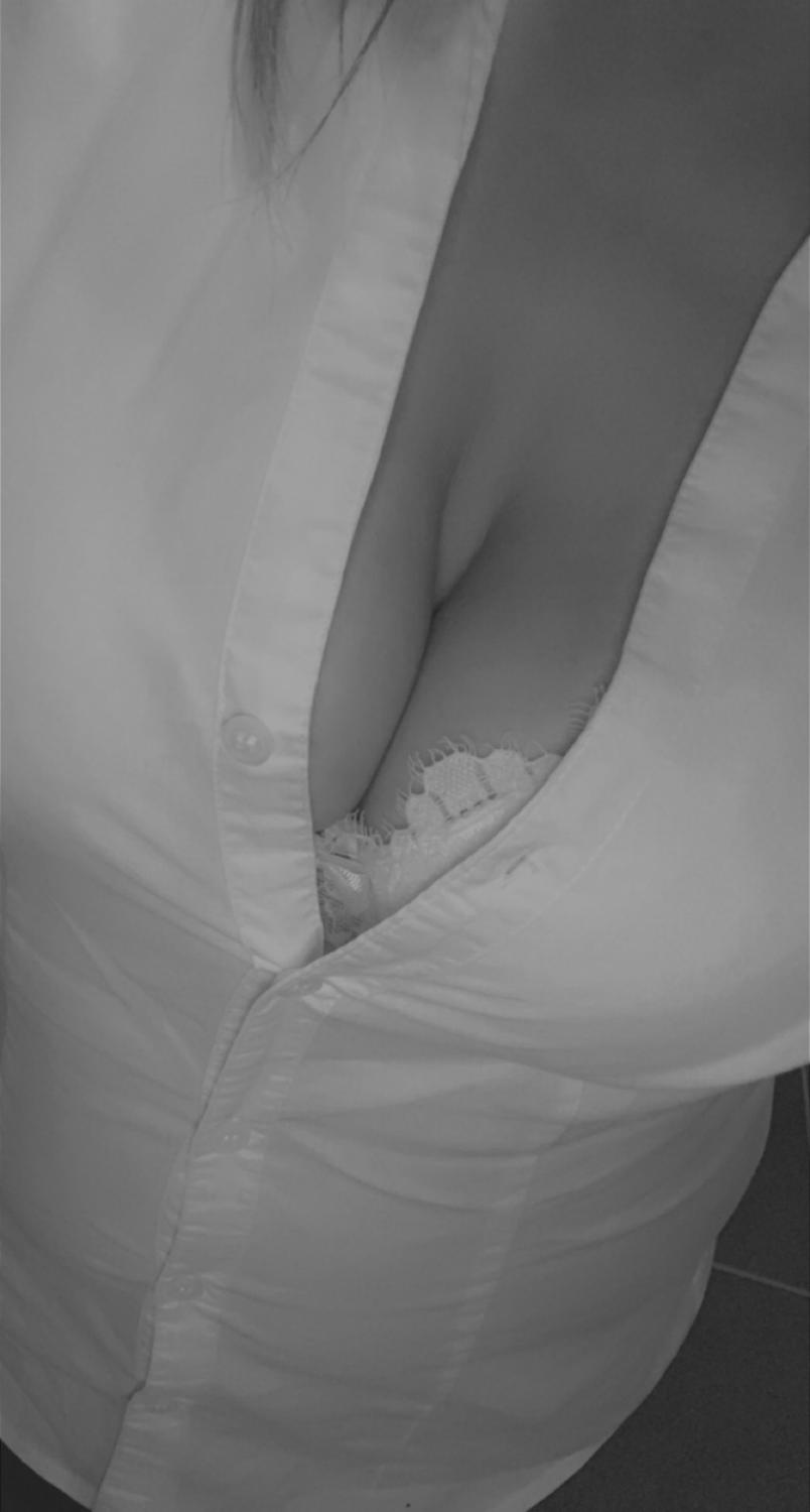 Brunette30's media