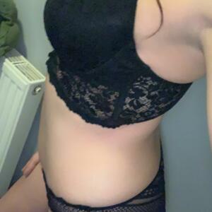 Brunette30's media