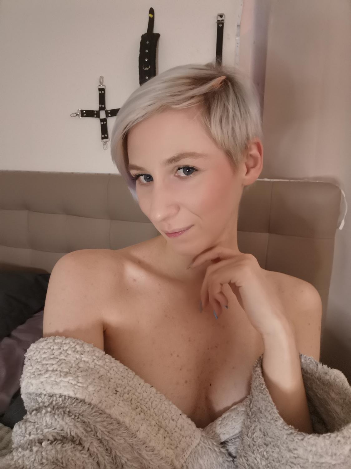 Caliiie's media