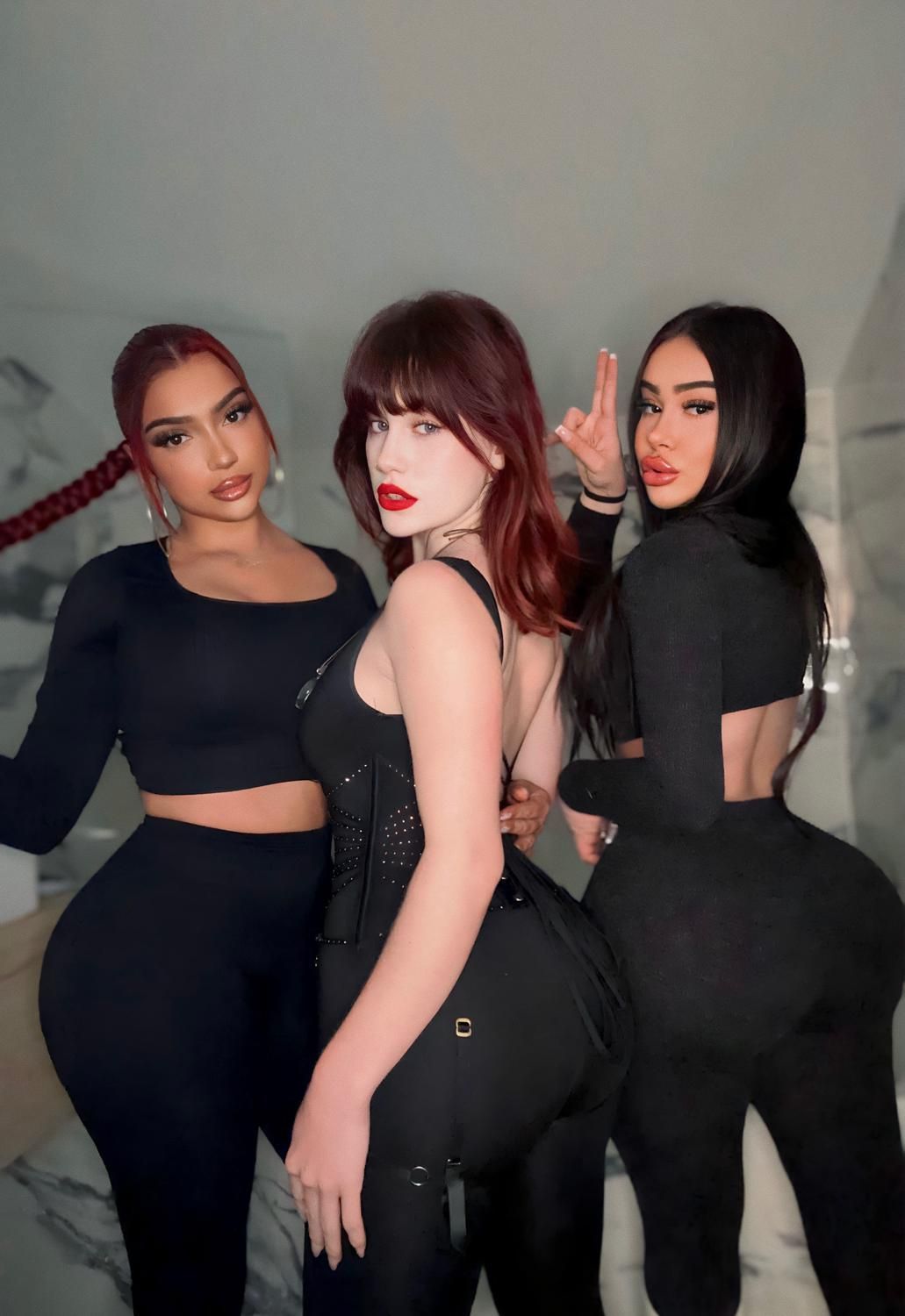 Carla_vyx's media