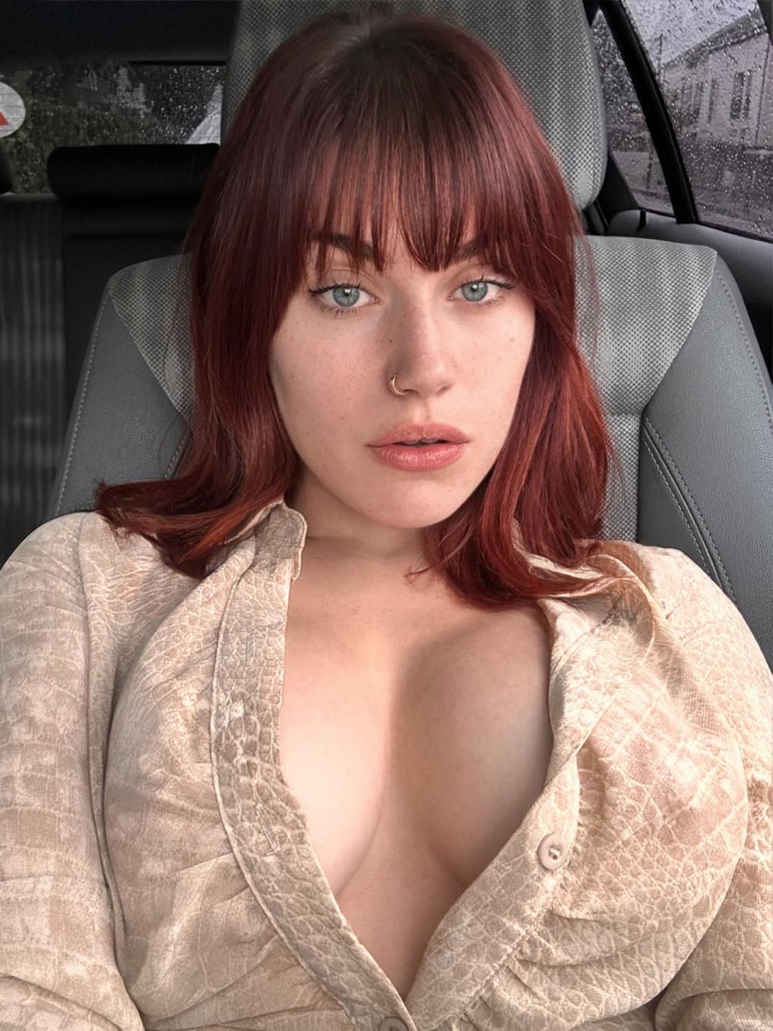 Carla_vyx's media