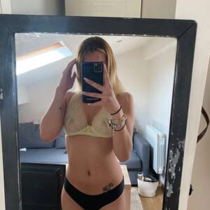 Carlaaa98's media