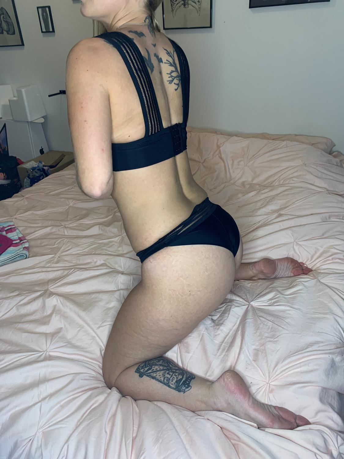 Carlaxxx's media