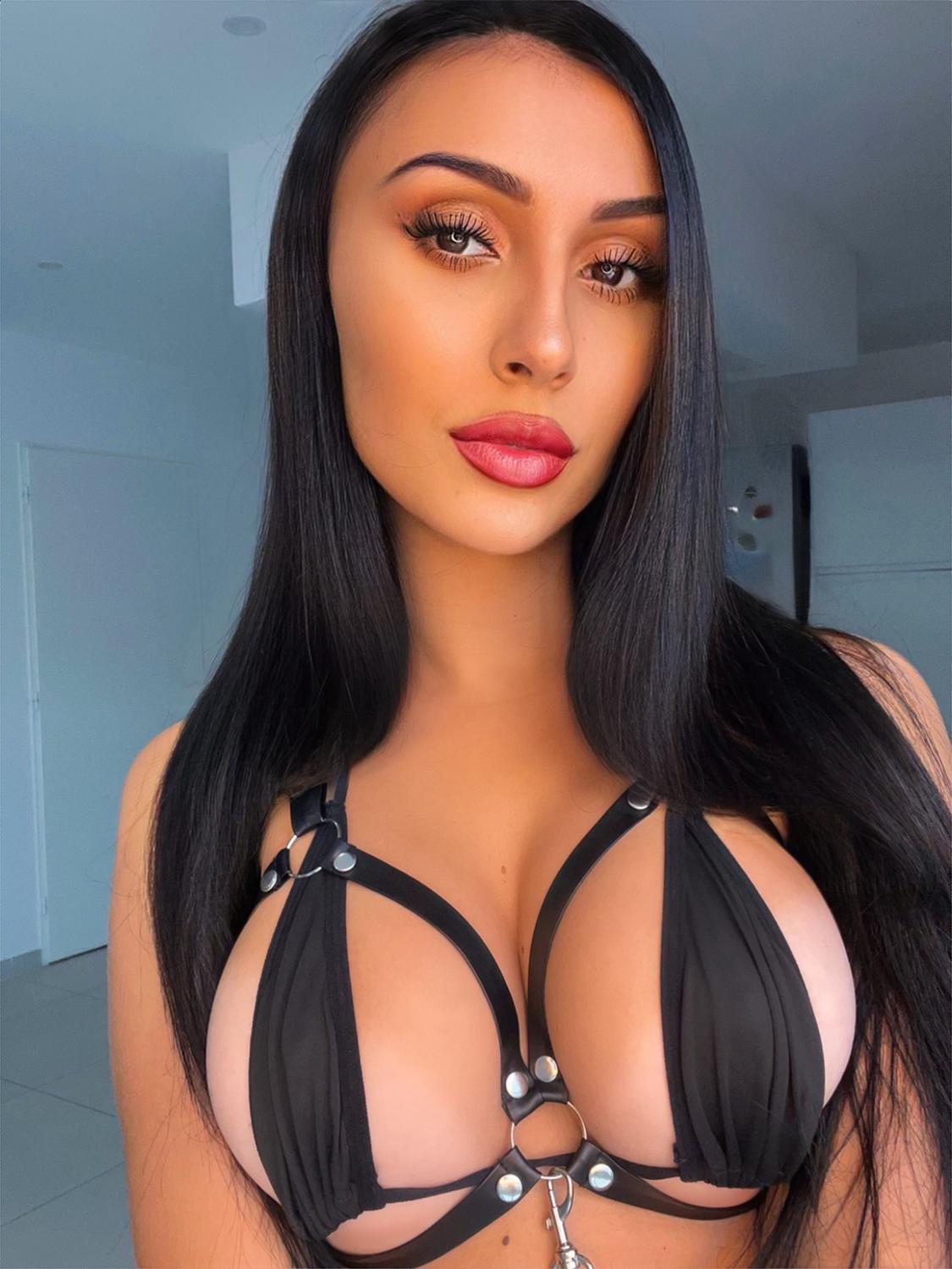 Carlinaa_nascimento's media