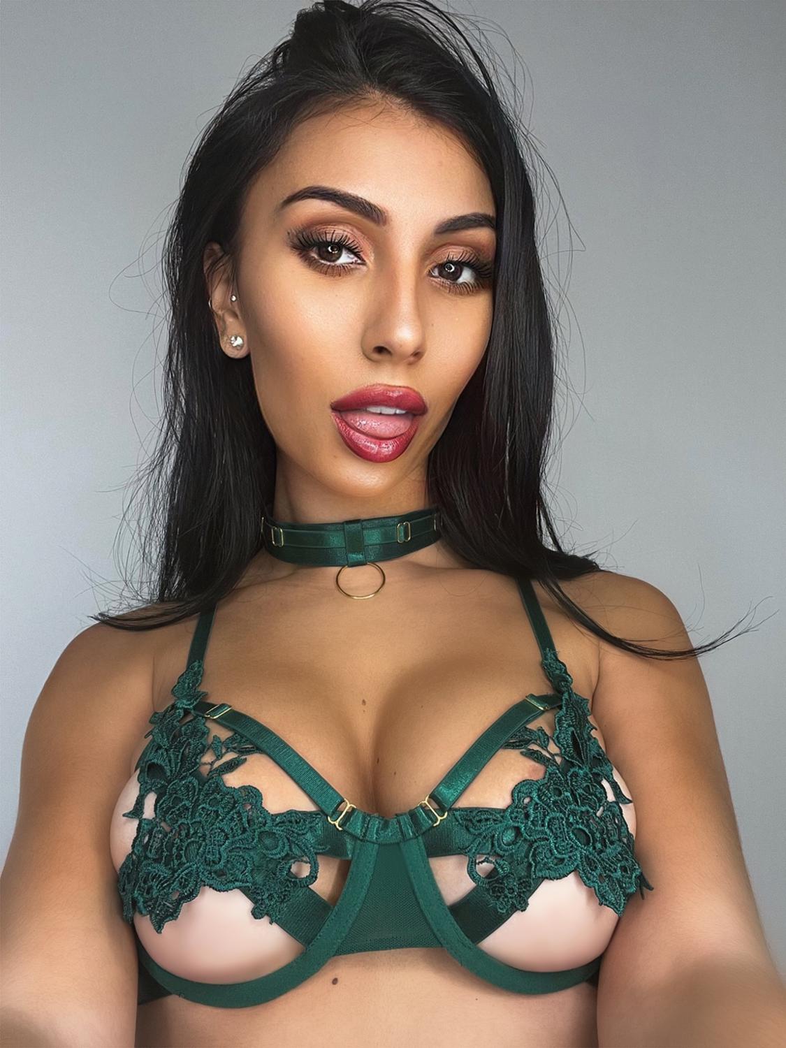 Carlinaa_nascimento's media