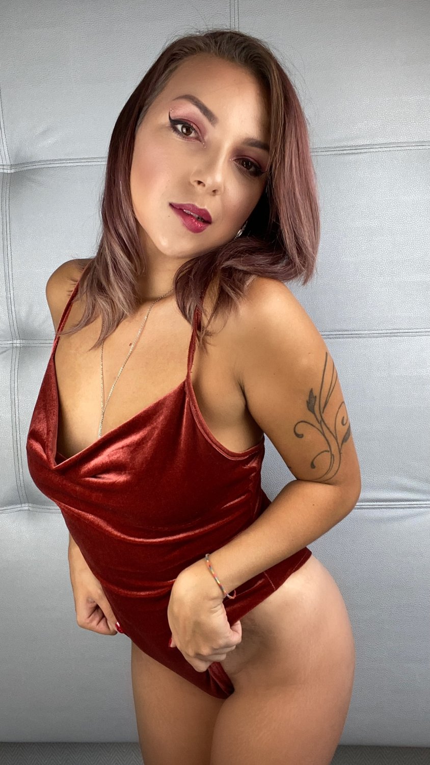 Carollina_cherry's media