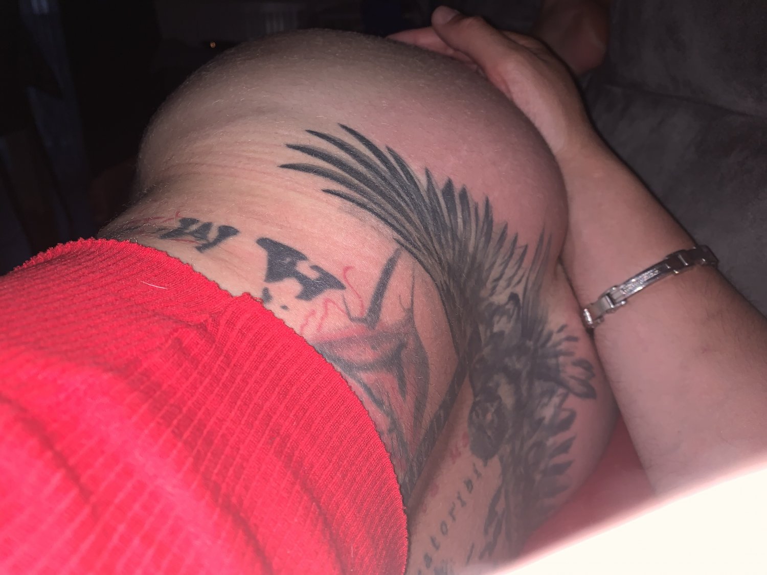 Caronudesexytatouee's media