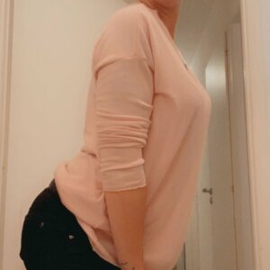 Caronudesexytatouee's media