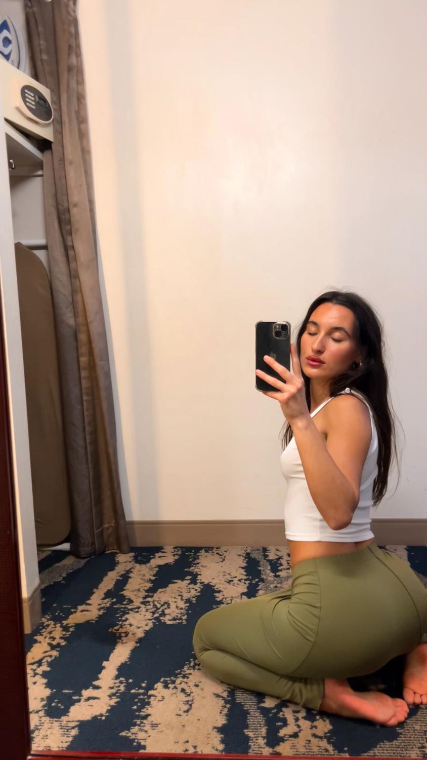 Cassandra_crl's media