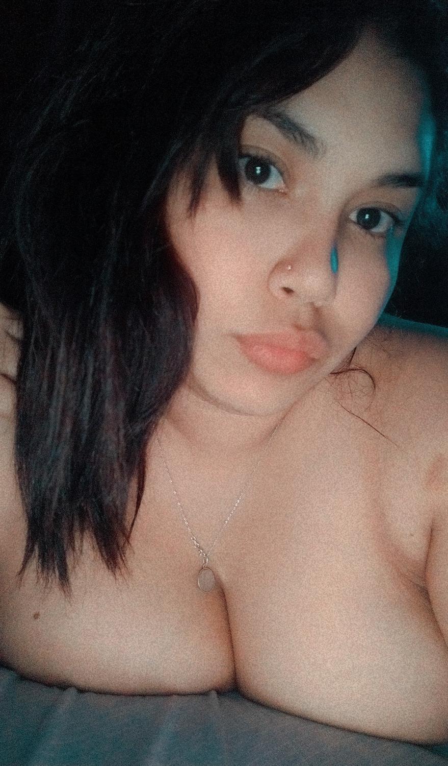 Catabigsboobs's media