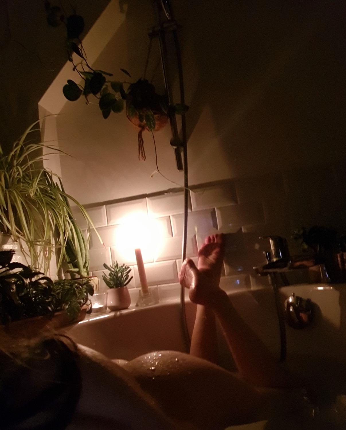 Celintomypants's media