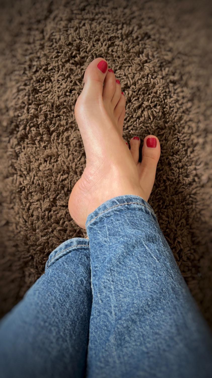 Cha_feet's media