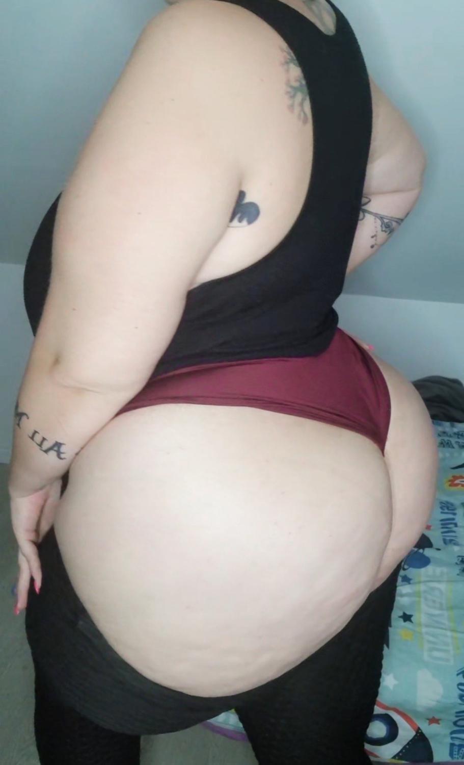 Chaarnelle's media