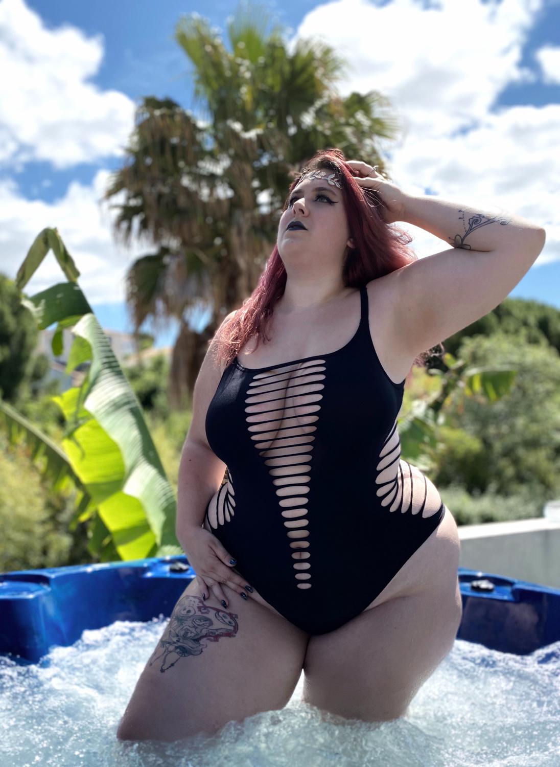 Chaarnelle's media