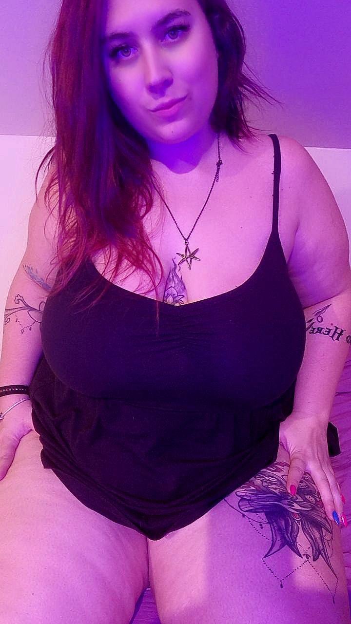 Chaarnelle's media