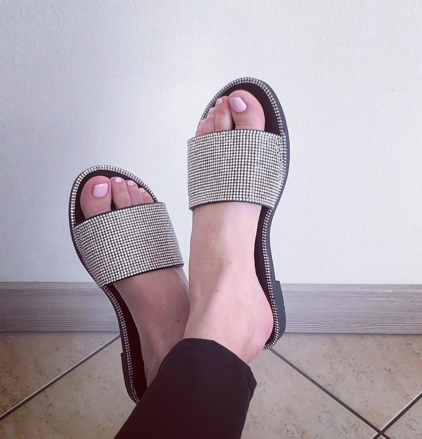 Chanel_sexyfeet's media