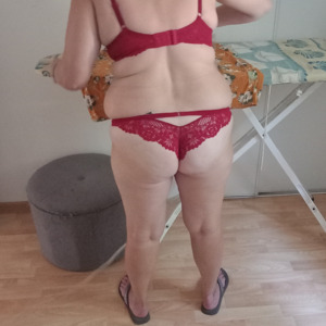 Chatoune32-sexe-mature's media