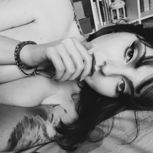 Cheekylolita's media