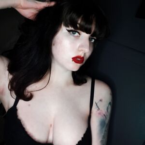 Cheekylolita's media