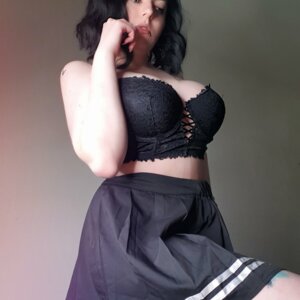 Cheekylolita's media