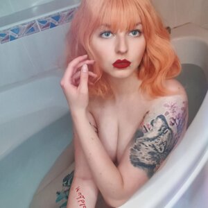 Cheekylolita's media