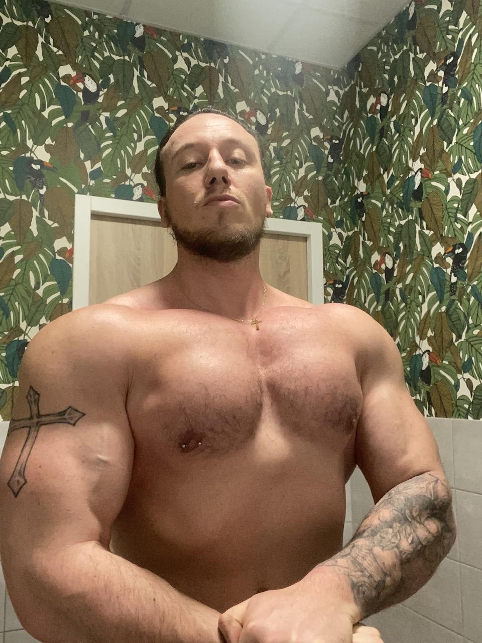 Chestsexymale's media