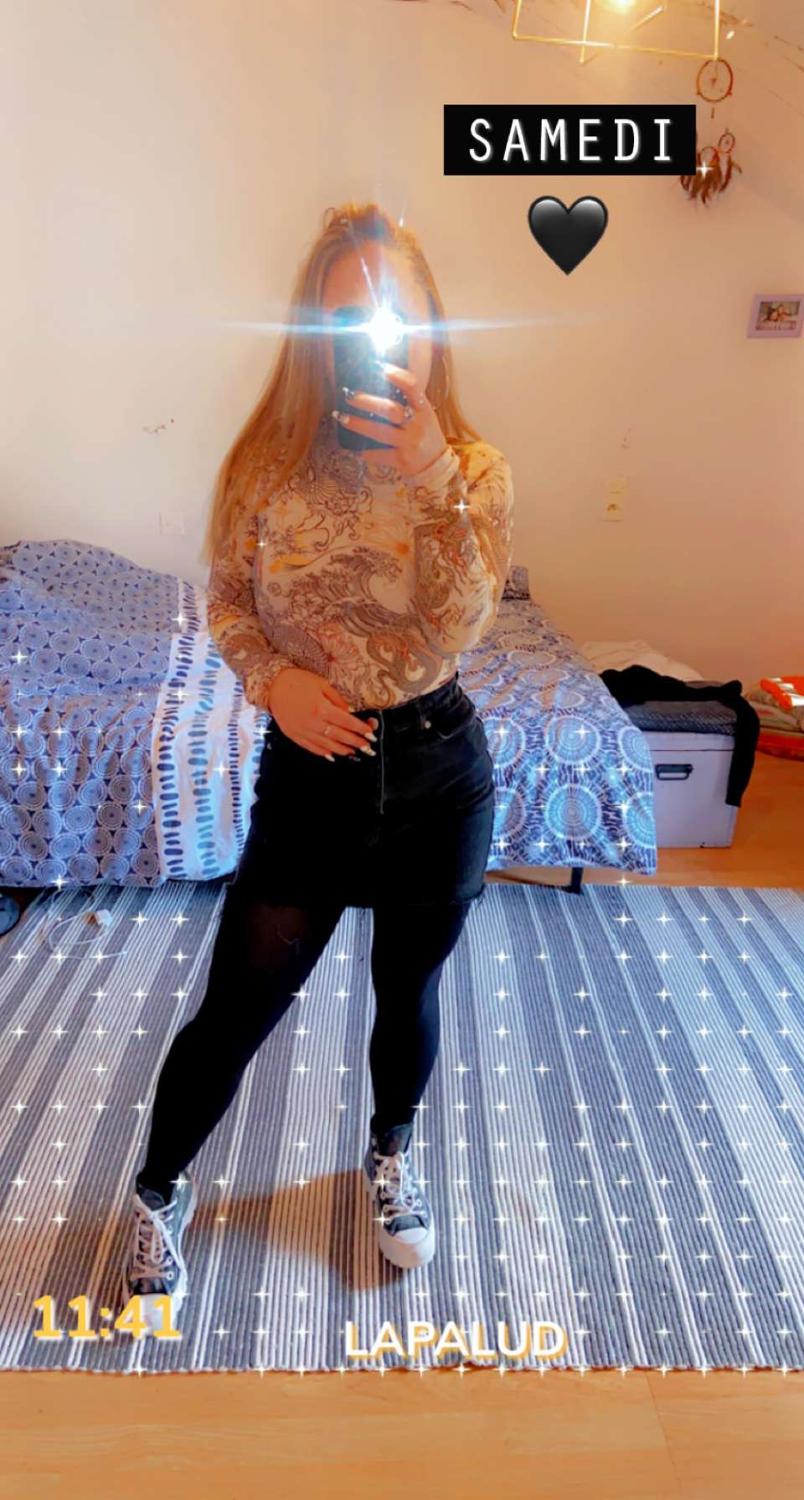 Chlochlosolene's media