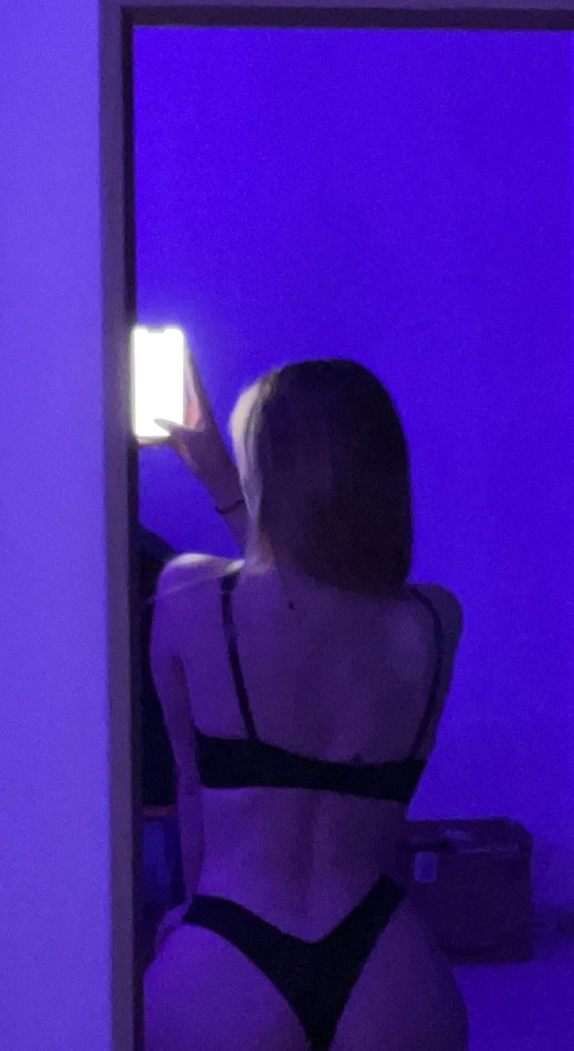 Chloe002's media