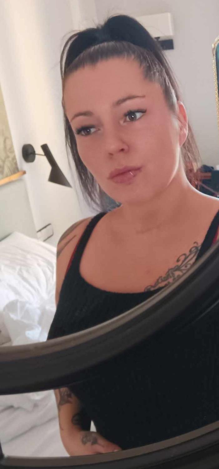 Chloe443's media