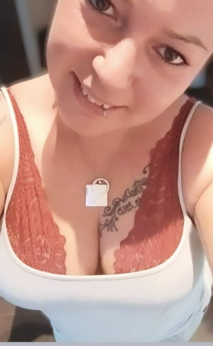 Chloe443's media