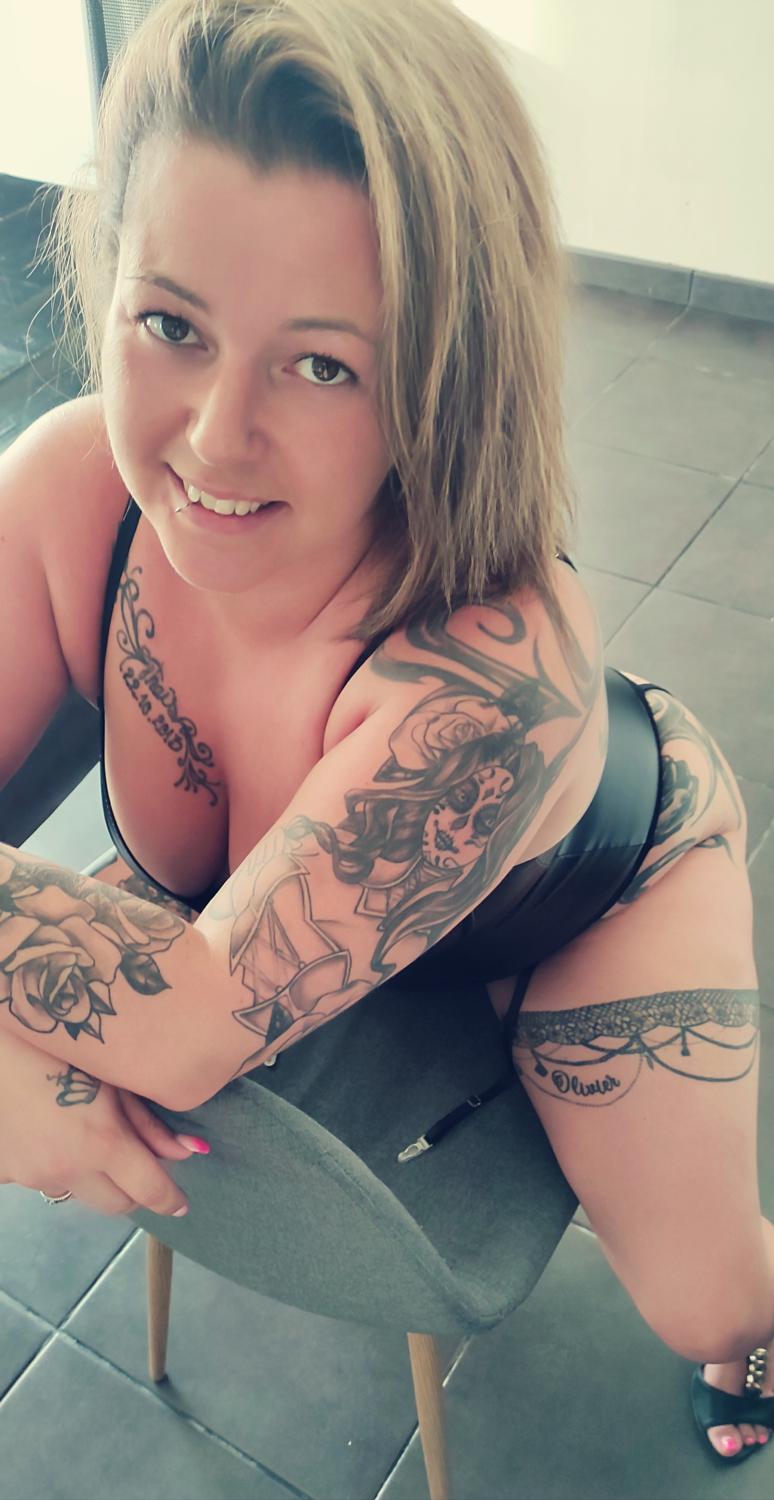 Chloe443's media