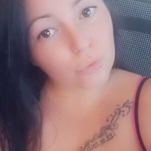 Chloe443's media