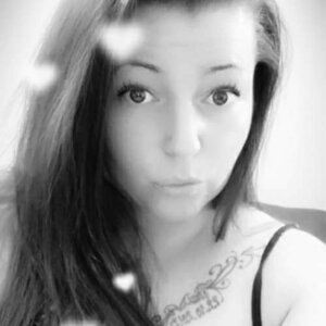 Chloe443's media