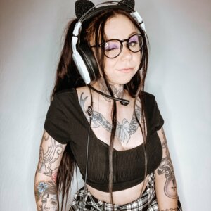 Chloeclanie's media