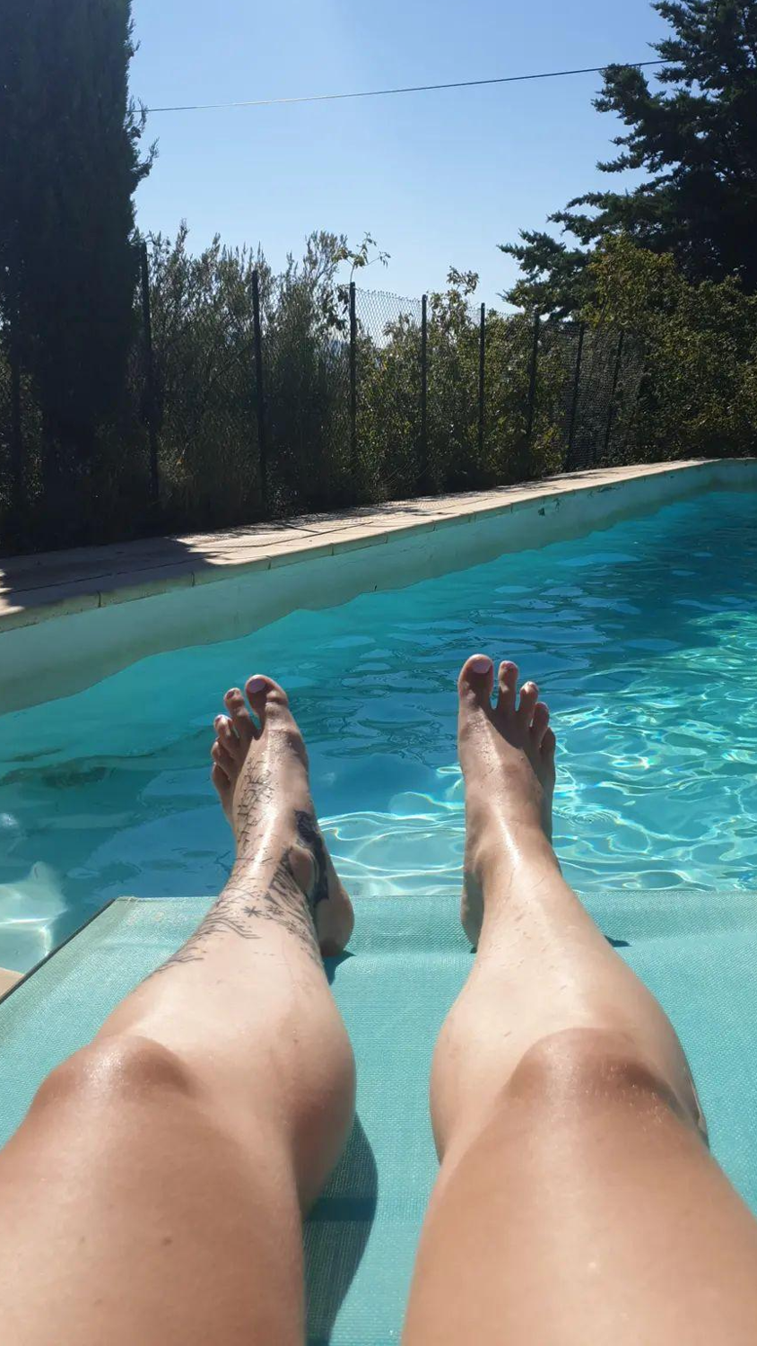 Chlosfeet's media