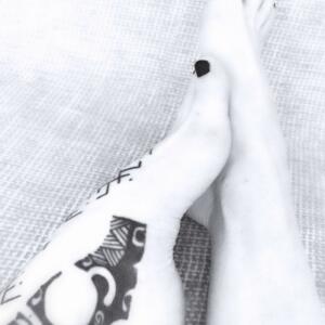 Chlosfeet's media