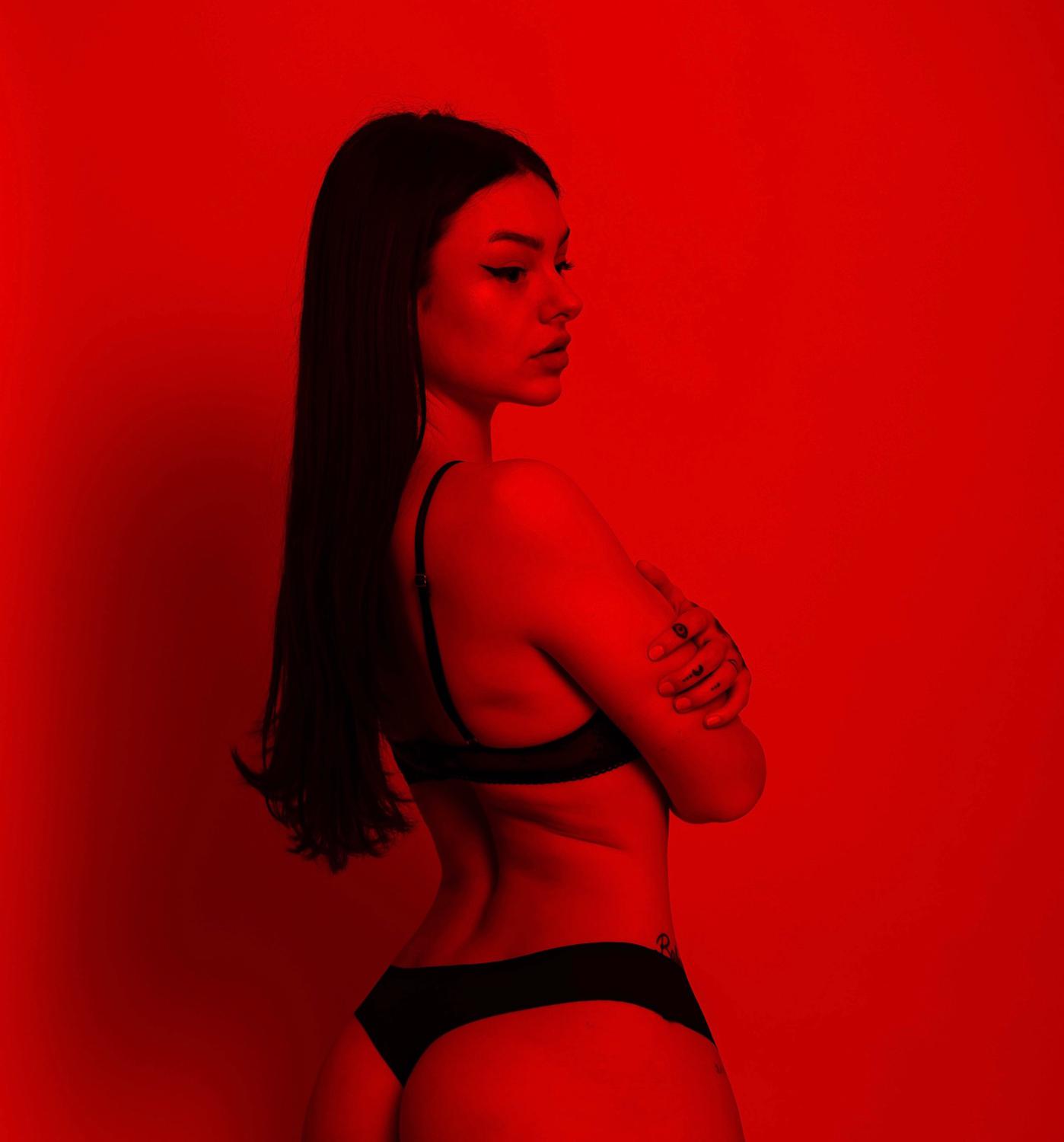 Ciarayuna's media