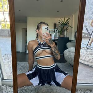 Clarafit_'s media