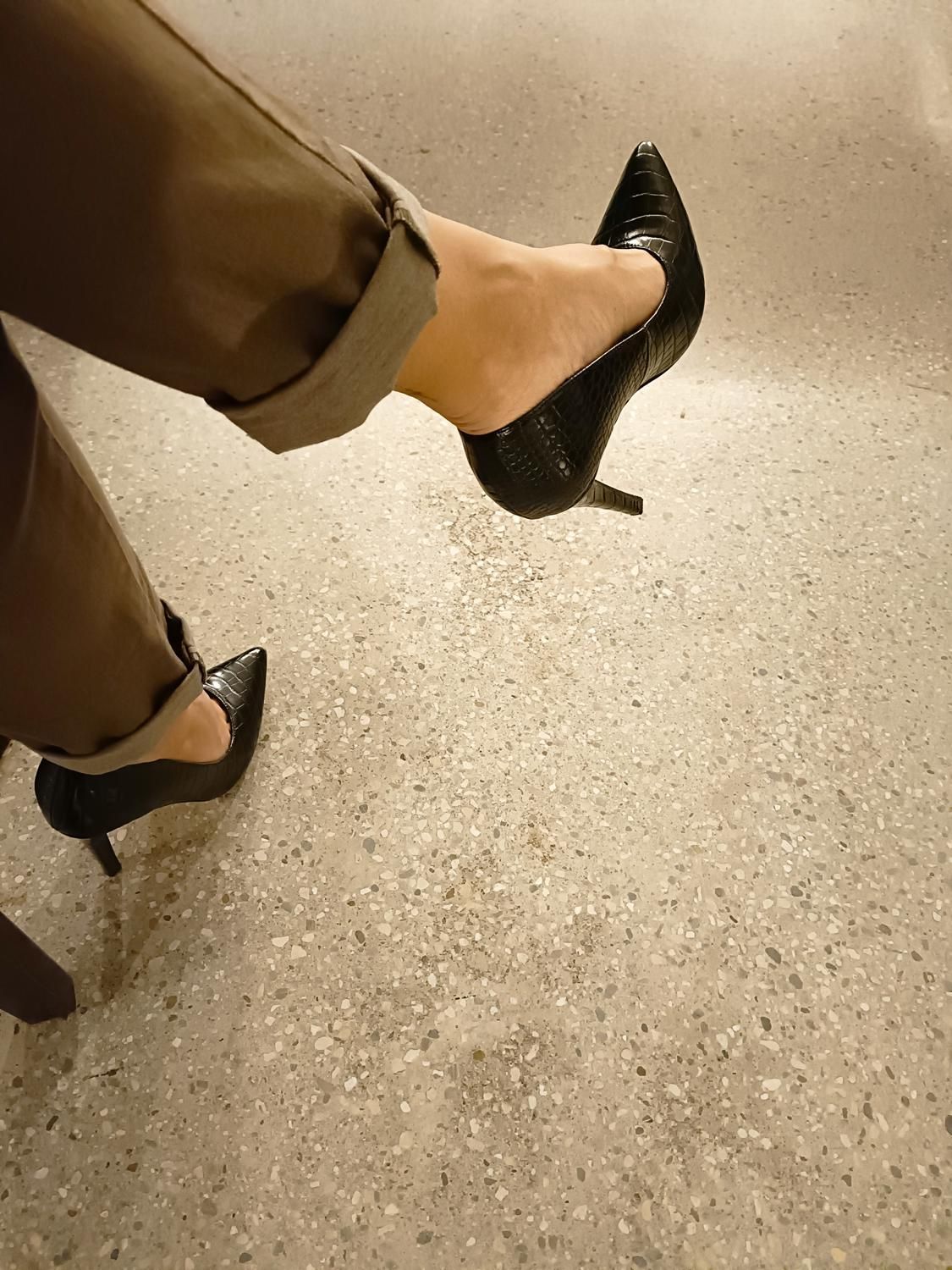 _claraprettyfeet's media
