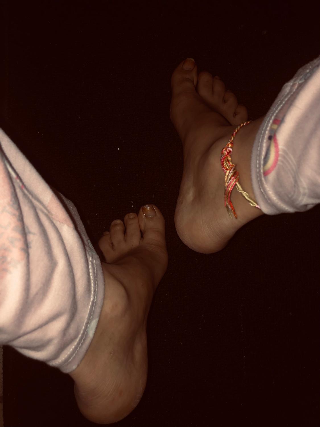 Clemencyfeet's media