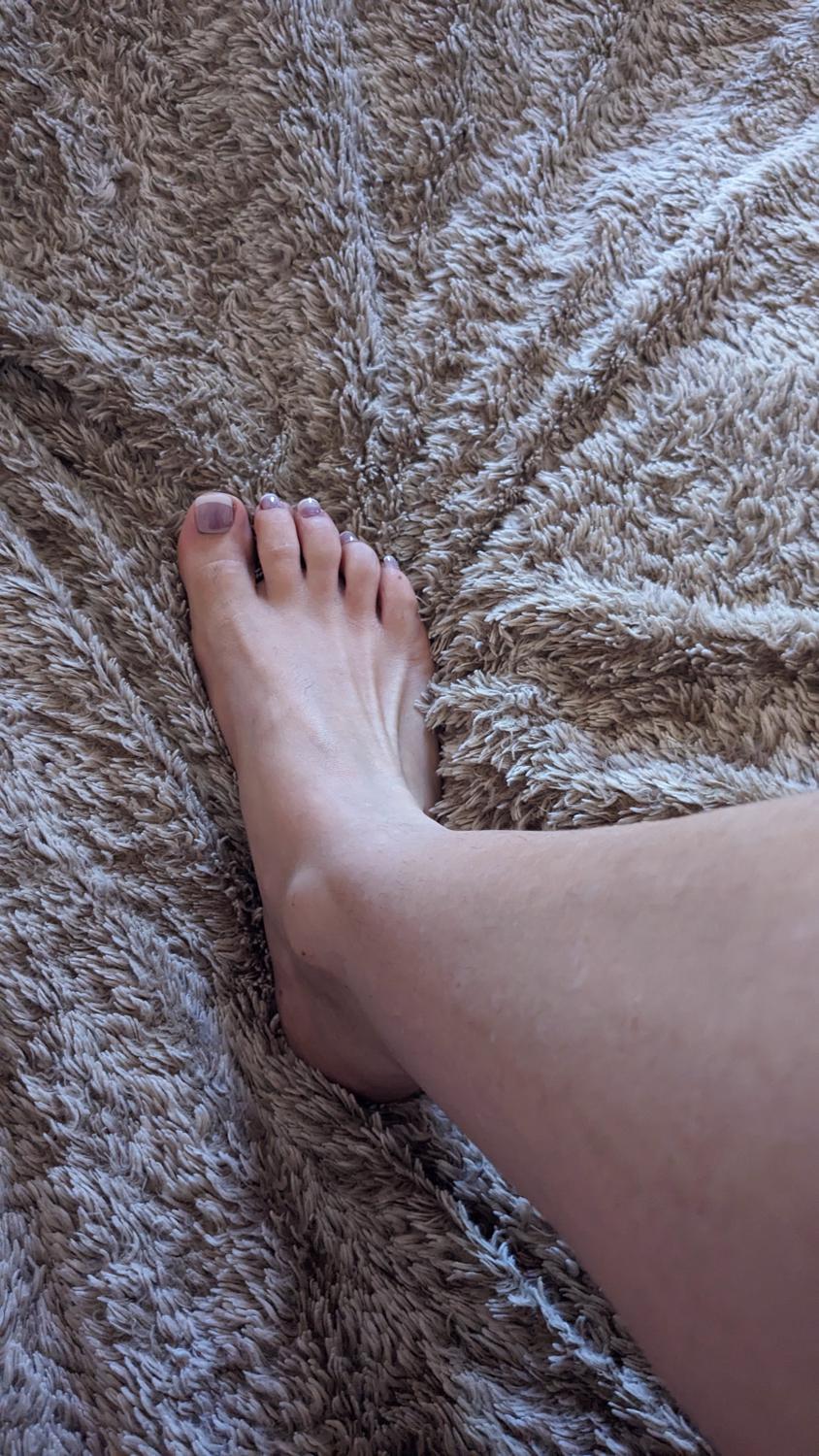 Clemencyfeet's media